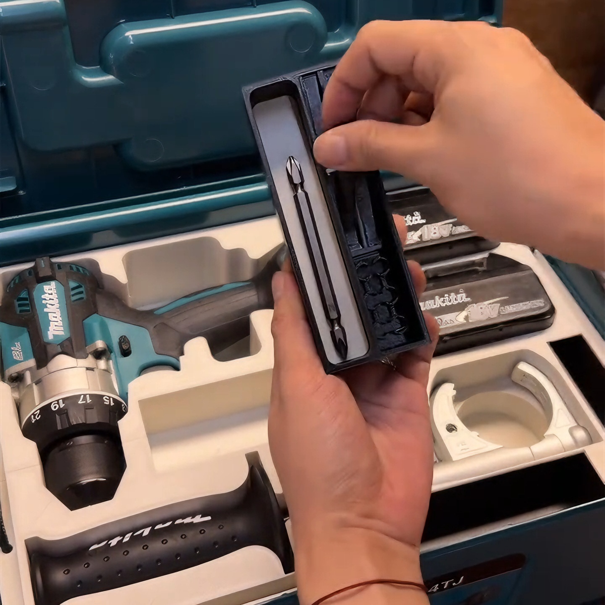 3D Printed Double-Layer Insert for Makita MAKPAC Type 3 — DTD173 Impact Driver & DHP486 Hammer Drill Dual Tool Organizer, Battery & Charger, PETG