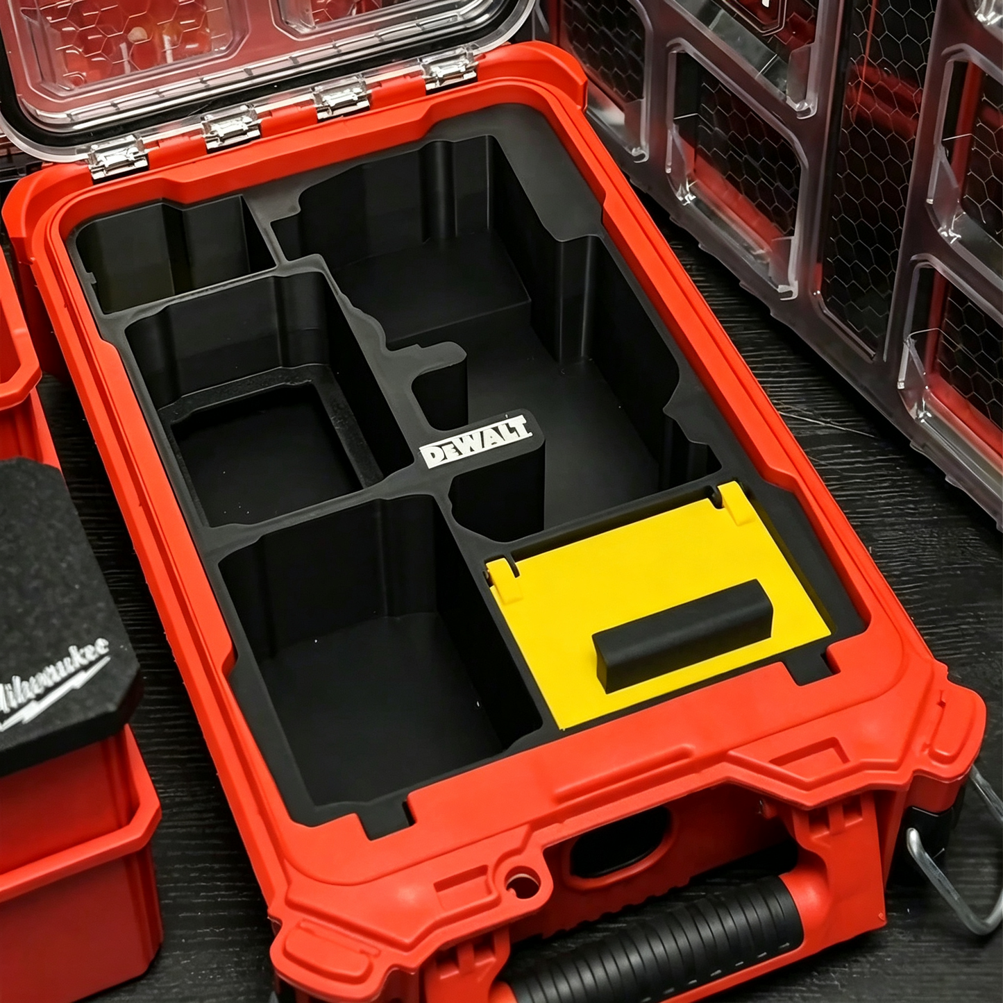 3D Printed Insert for Milwaukee Packout 8435 — DeWALT DCF850 Impact Driver Organizer, Dual Battery & Flip-Top Storage, PETG