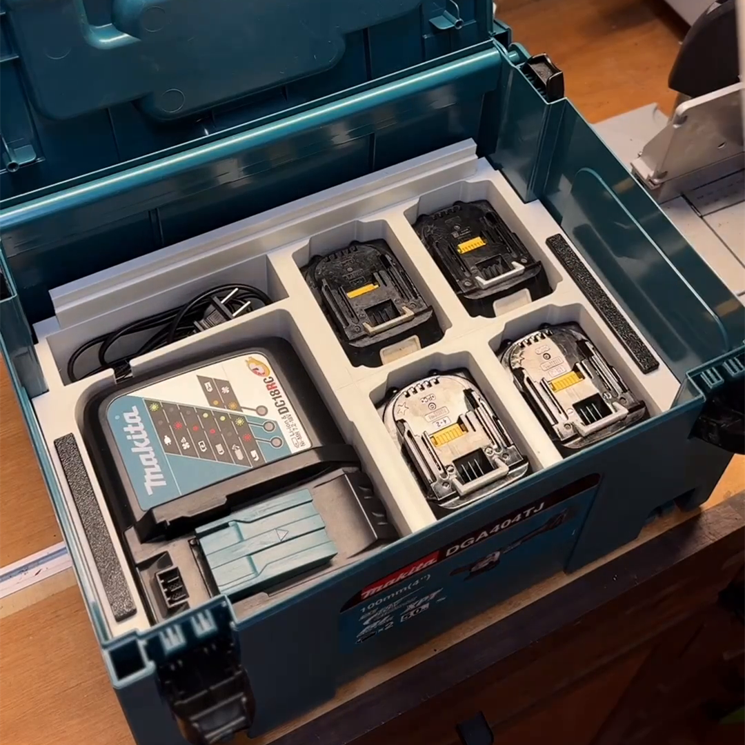 3D Printed Insert for Makita MAKPAC Type 3 — 8x 18V Battery & Charger Organizer with Sliding Tray, PETG