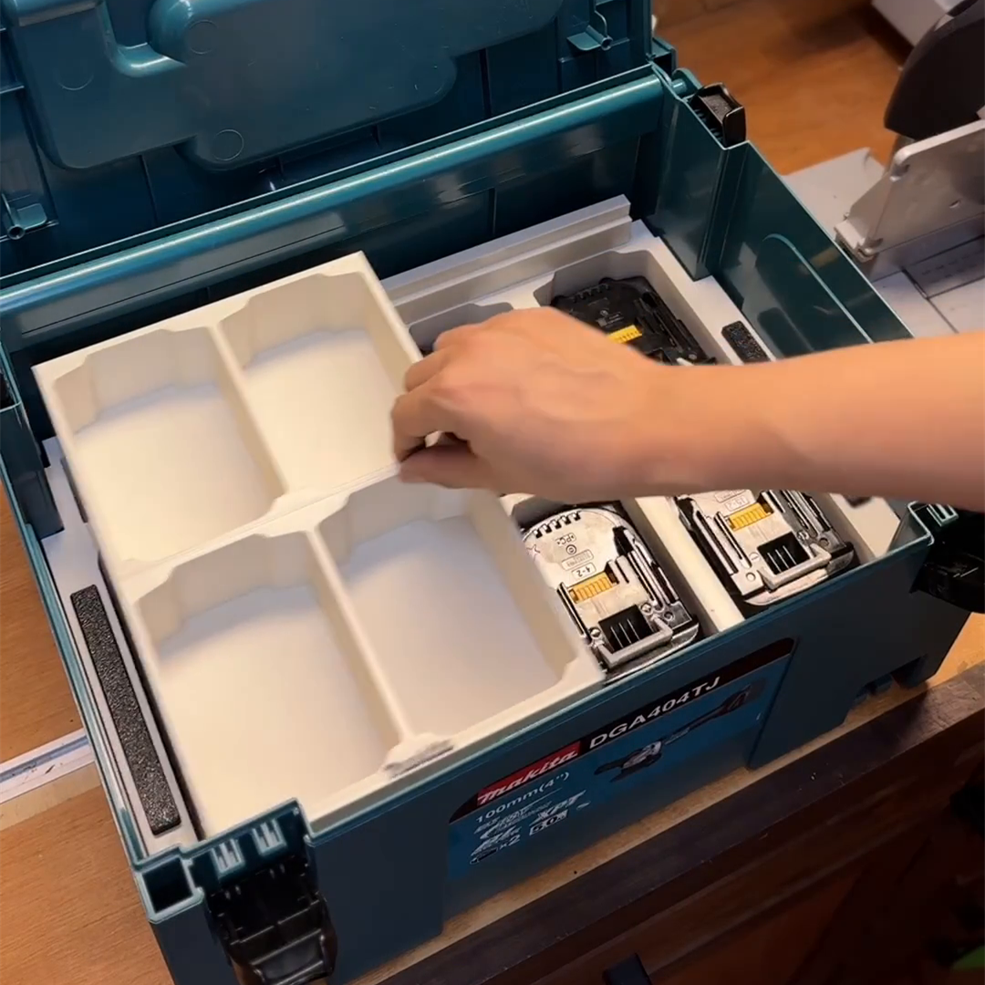 3D Printed Insert for Makita MAKPAC Type 3 — 8x 18V Battery & Charger Organizer with Sliding Tray, PETG